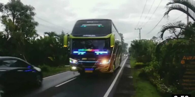 Sewa Bus Pariwisata Executive Class Terbaik di Jakarta - Bus King